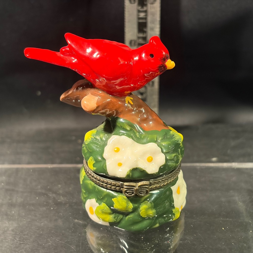 Vintage Ceramic Red Cardinal Bird Hinged Trinket Box Floral Base 3 Inch